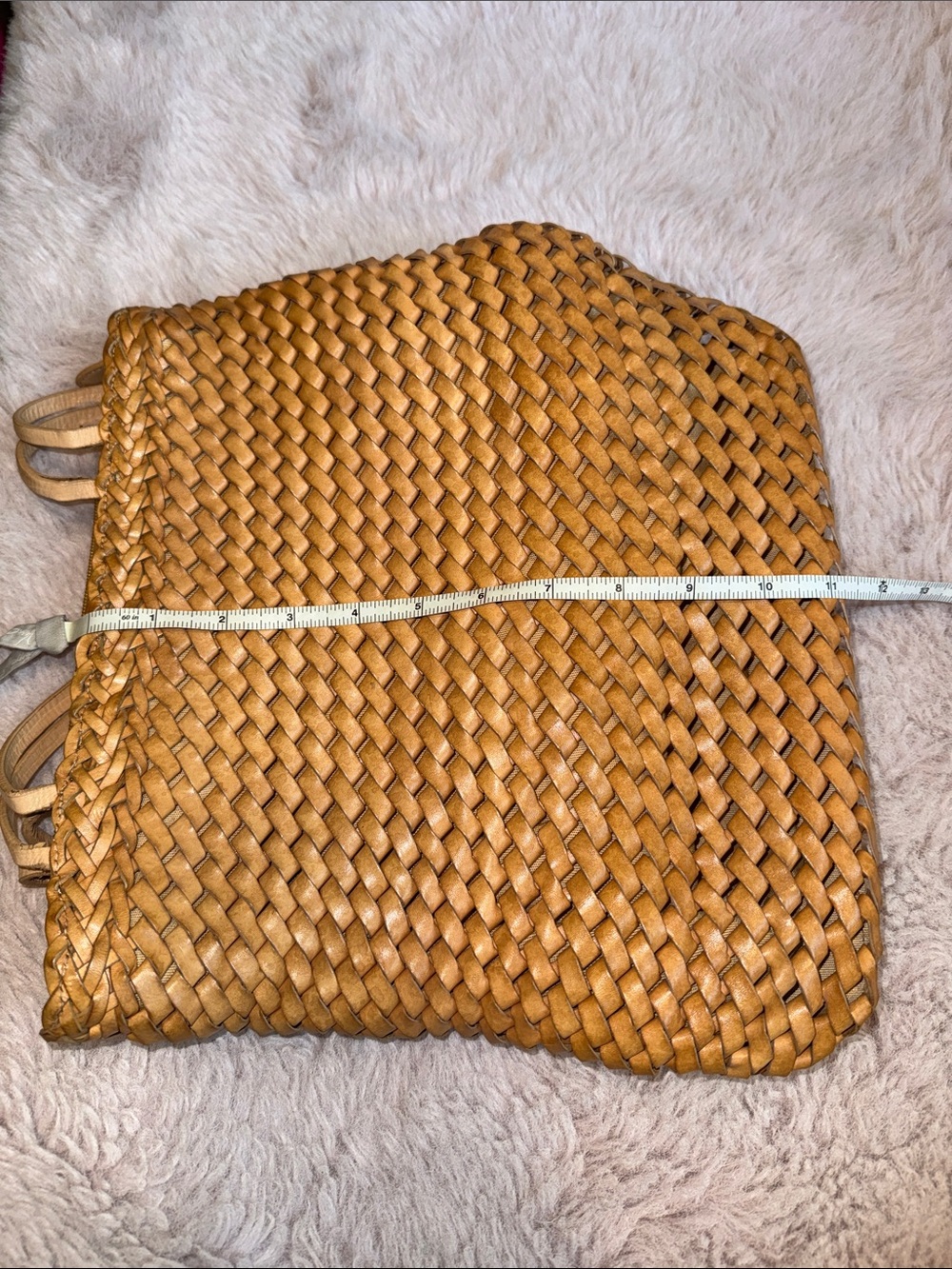 HOBO Woven Tan Leather Tote with Double Shoulder Straps - Picture 4 of 8